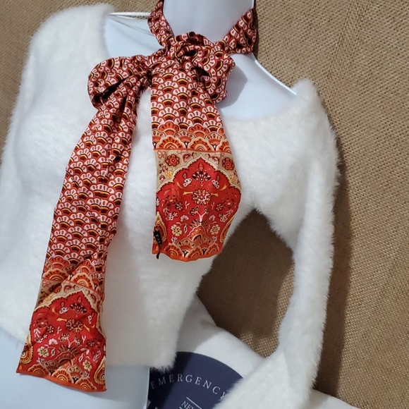 Talbot's Vintage Scarf - Picture 3 of 5